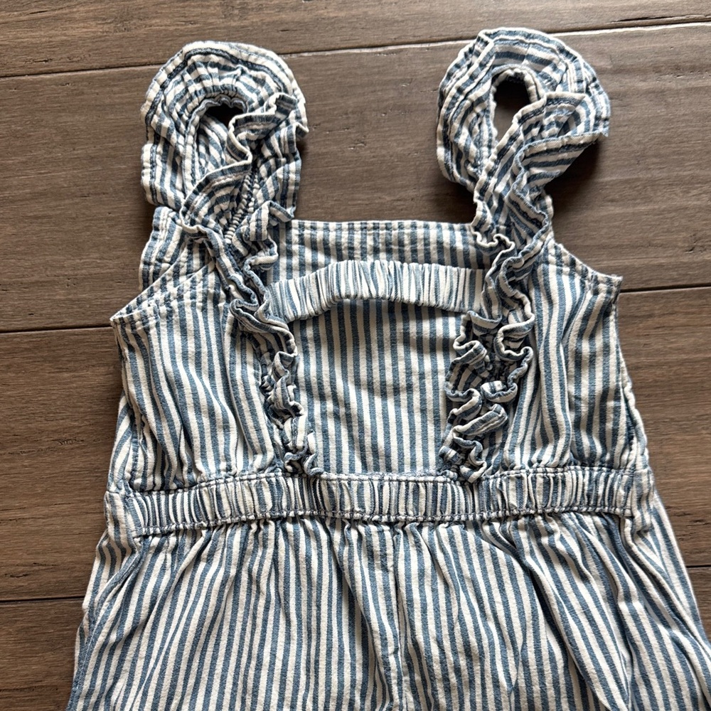 Striped Overalls with Ruffle Straps - Picture 3 of 4